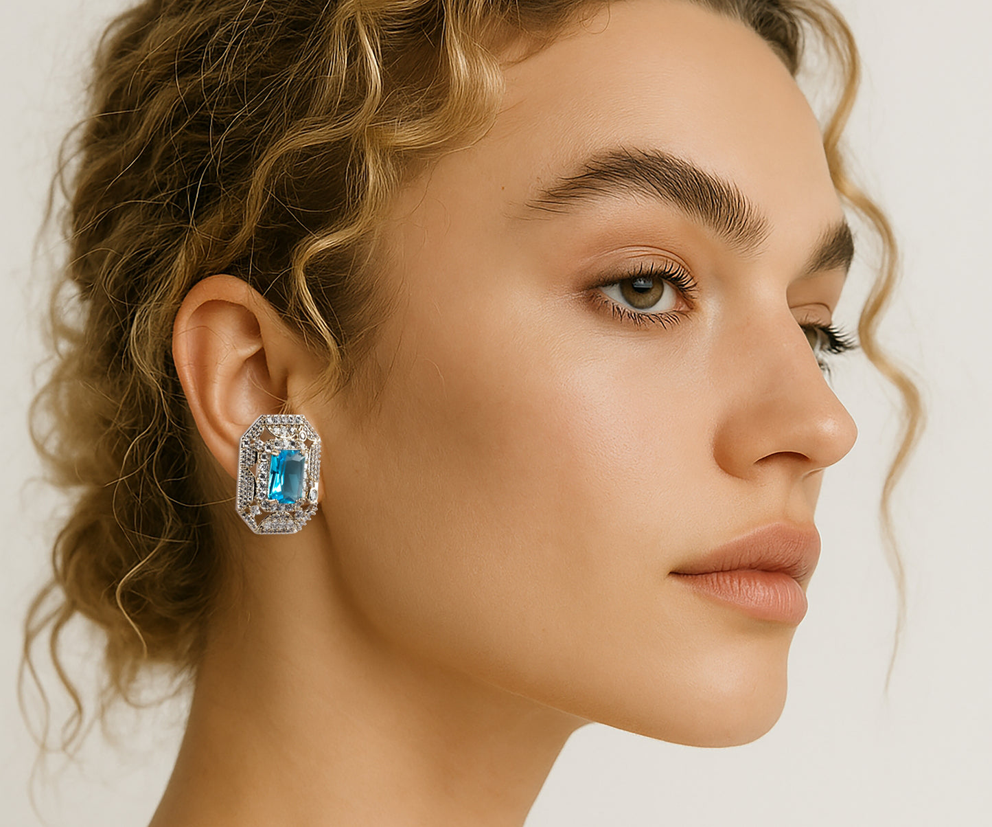 Nerida Studs