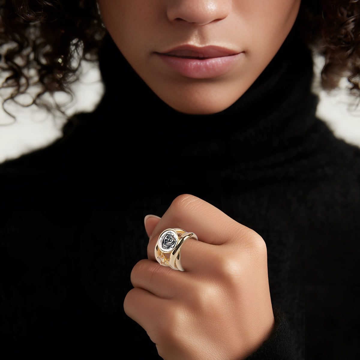 Octavia Ring in 18K Gold