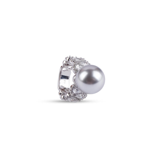 Minerva Ring in Pearl