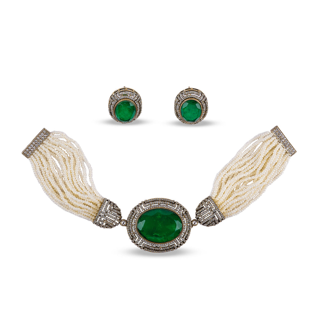 Ishani Necklace Set (in Green)