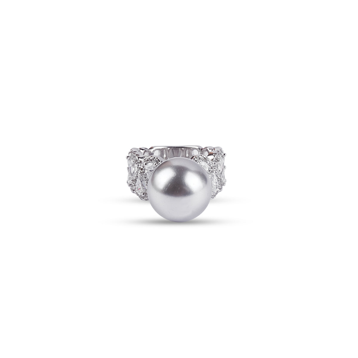 Minerva Ring in Pearl