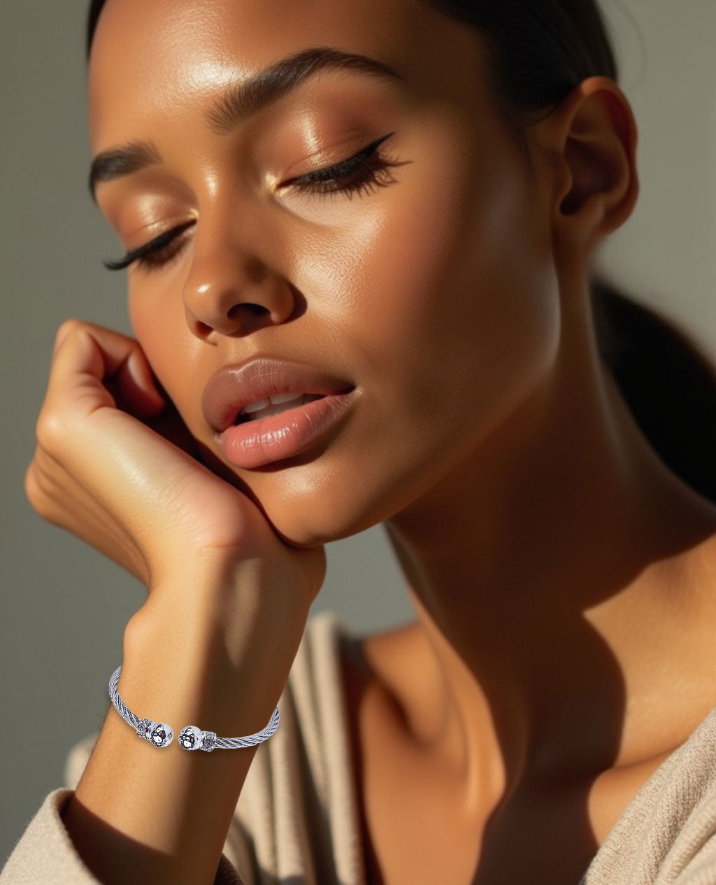 Zephyra Cuff