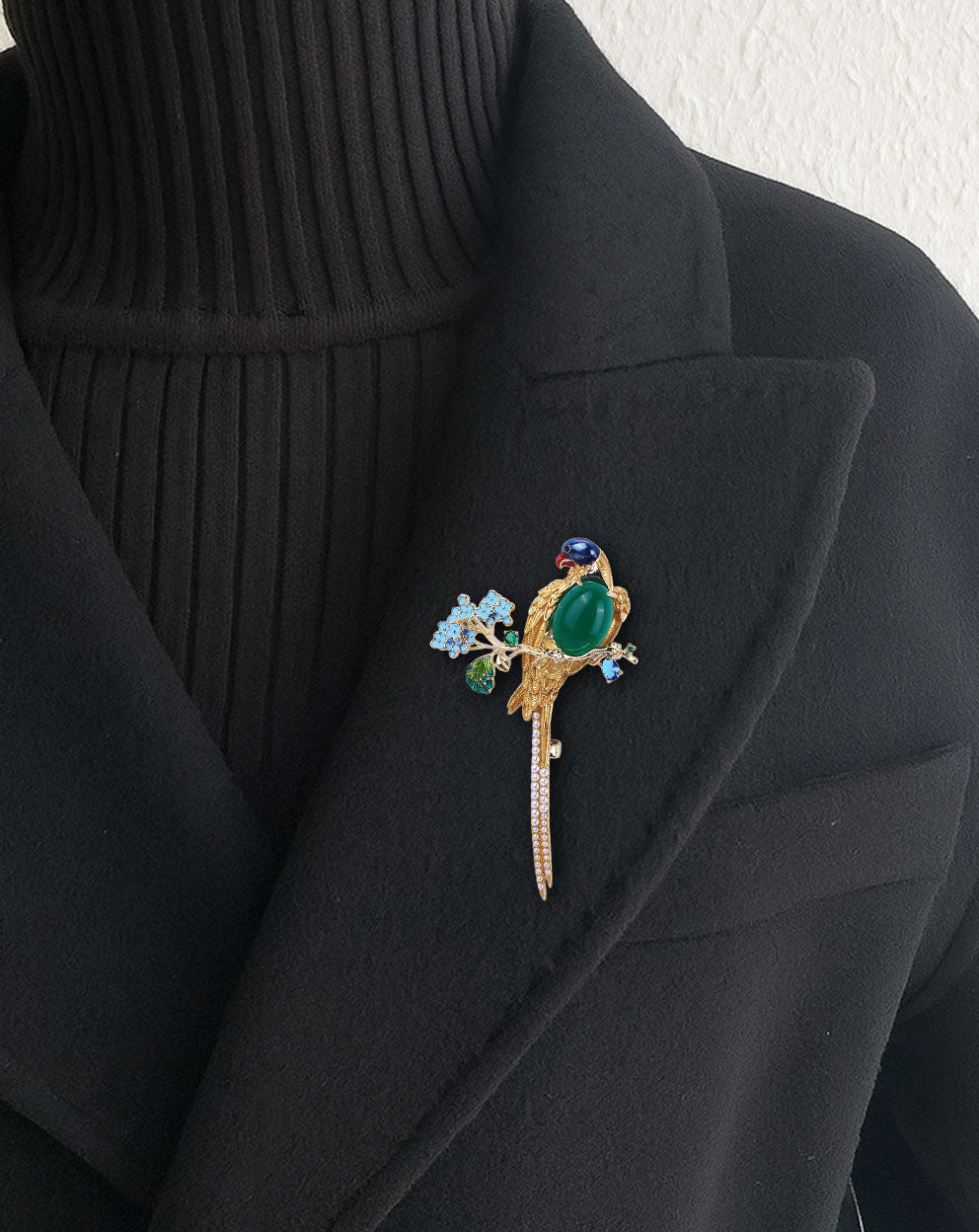Émeraude Perroquet Brooch