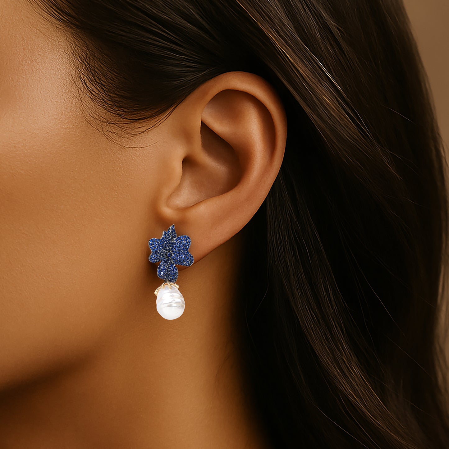 Mira Earrings in Baroque Pearl